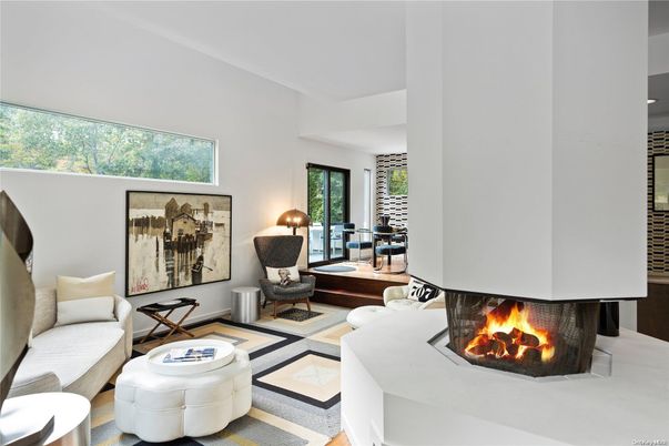 Fireplace, Interior, Living room