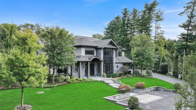 Backyard, Exterior, Facade, French Provincial