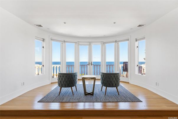 Interior, Recessed Lighting, Water, Wood Texture Flooring