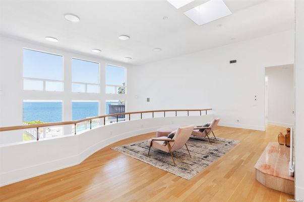 Interior, Recessed Lighting, Water, Wood Texture Flooring
