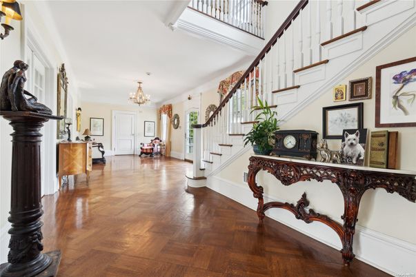 Chandelier, Fireplace, Interior, Wood Texture Flooring
