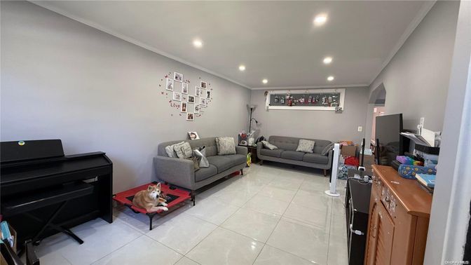 Interior, Living room, Piano, Recessed Lighting
