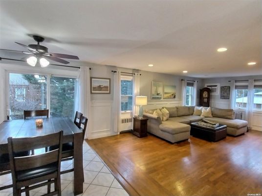Dining room, Interior, Living room, Recessed Lighting, Wood Texture Flooring