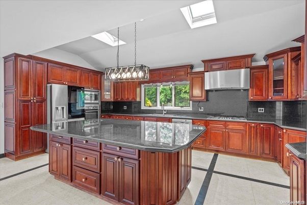 Interior, Kitchen, Pendant Lights, Stainless Steel Appliances