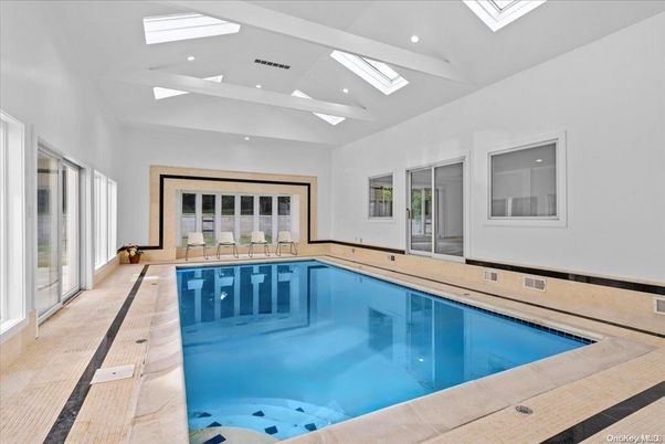 Interior, Pool, Recessed Lighting
