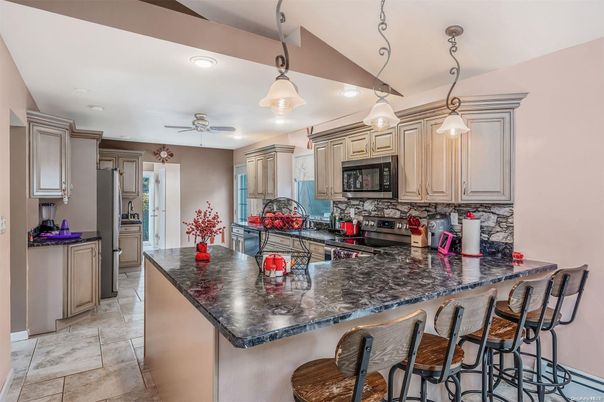 Interior, Kitchen, Pendant Lights, Recessed Lighting