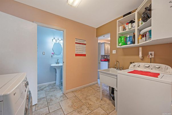 Bathroom, Interior, Washer
