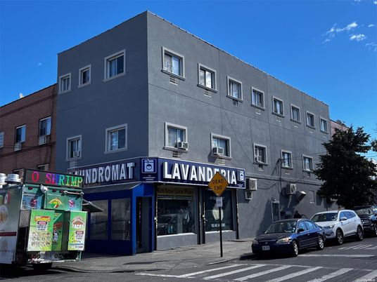 Exterior, Facade, Condo Building