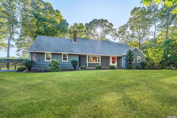 Backyard, Exterior, Facade, Cape Cod