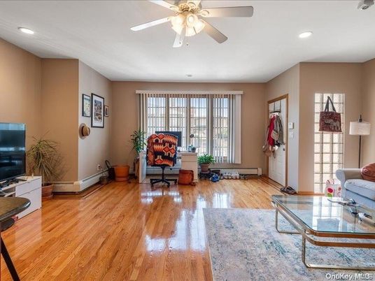 Home Office, Interior, Living room, Recessed Lighting, Wood Texture Flooring