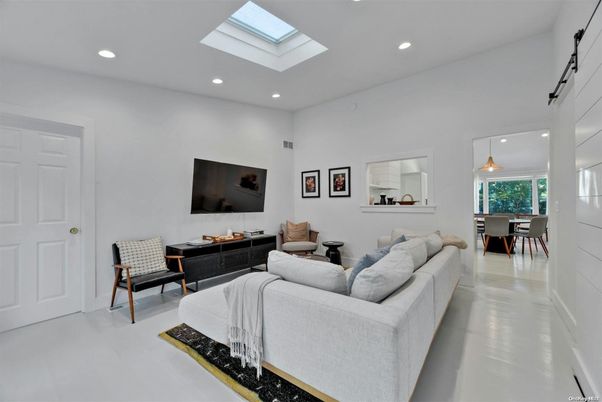 Dining room, Interior, Living room, Recessed Lighting