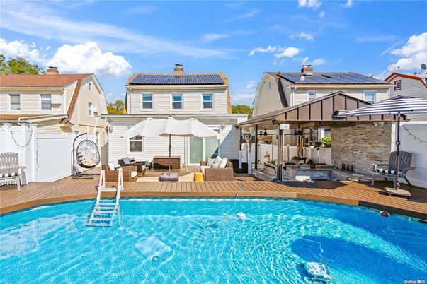 Exterior, Pool, Solar Panels