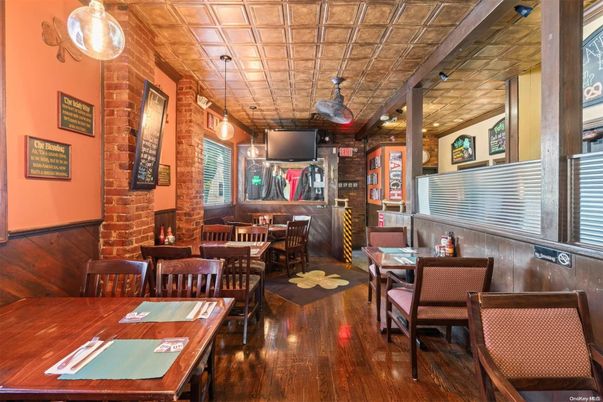 Dining room, Interior, Pendant Lights, Stone Walls, Wood Texture Flooring