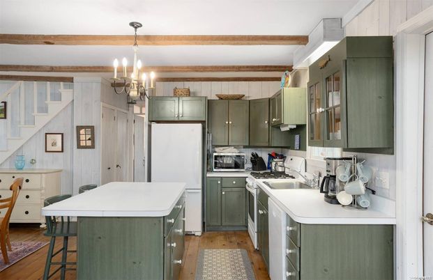 Chandelier, Interior, Kitchen, Wooden Beams, Wood Texture Flooring