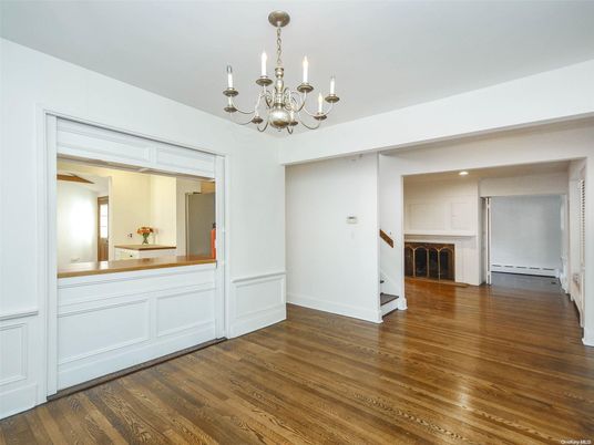 Chandelier, Empty room, Interior, Recessed Lighting, Wood Texture Flooring