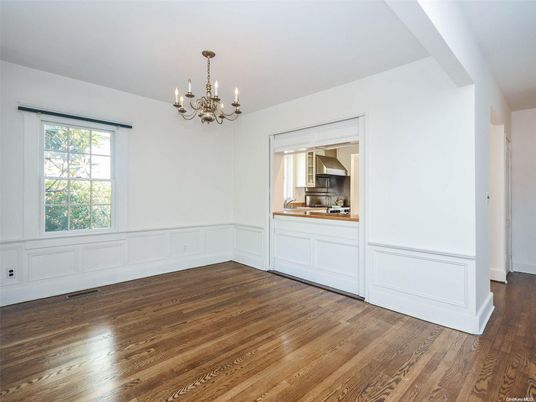 Chandelier, Empty room, Interior, Wood Texture Flooring