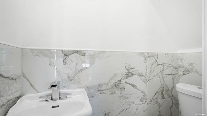 Bathroom, Interior, Marble Walls