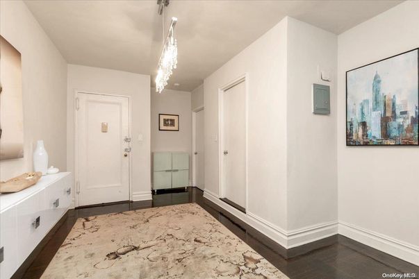 Chandelier, Interior, Wood Texture Flooring