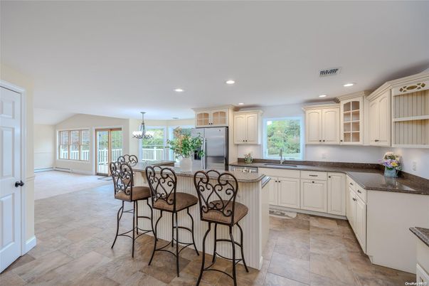 Chandelier, Dining room, Interior, Kitchen, Recessed Lighting
