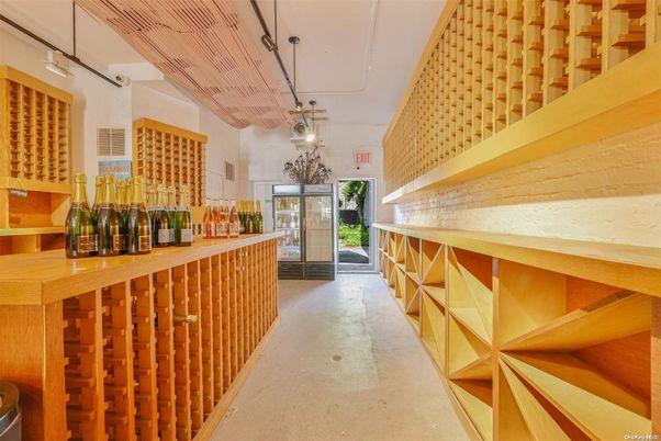 Interior, Pendant Lights, Wine Storage