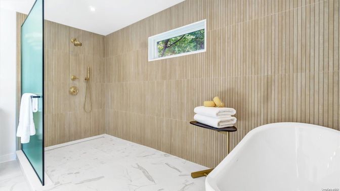 Bathroom, Free Standing Baths, Interior, Marble, Recessed Lighting