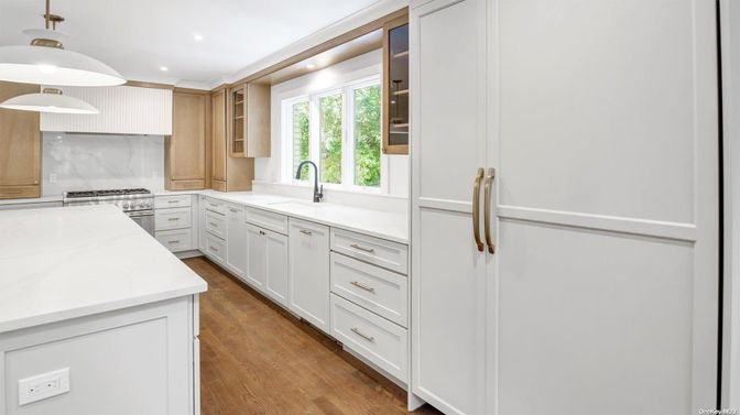 Interior, Kitchen, Pendant Lights, Recessed Lighting, Wood Texture Flooring