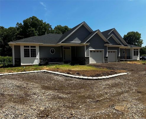 Attached, Exterior, Facade, Ranch