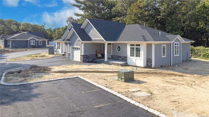 Attached, Detached Garage, Exterior, Facade, Cape Cod