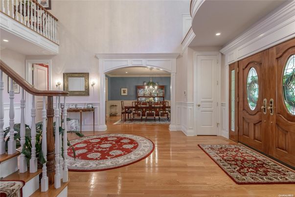 Chandelier, Dining room, Interior, Recessed Lighting, Wood Texture Flooring
