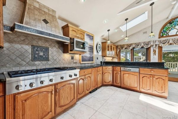 Interior, Kitchen, Pendant Lights, Recessed Lighting