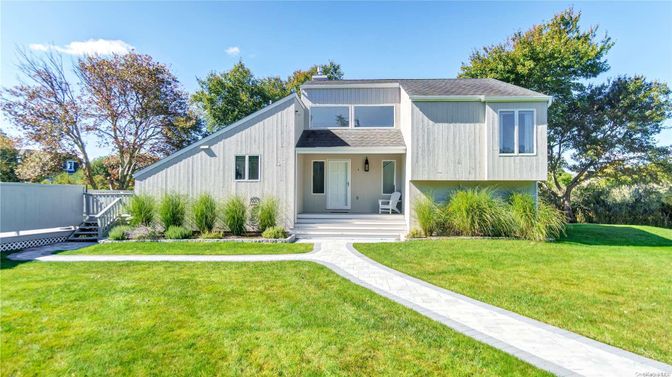 Backyard, Exterior, Facade, Farmhouse