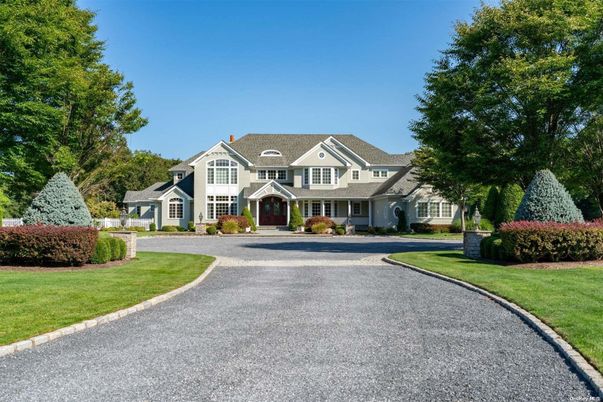 Backyard, Exterior, Facade, French Provincial