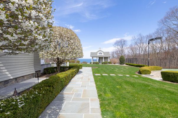 Backyard, Exterior, Water