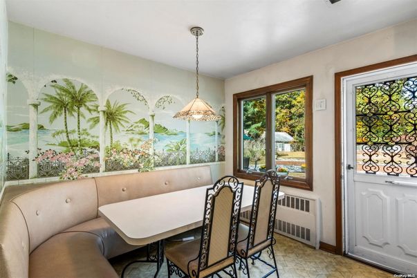 Dining room, Interior, Pendant Lights