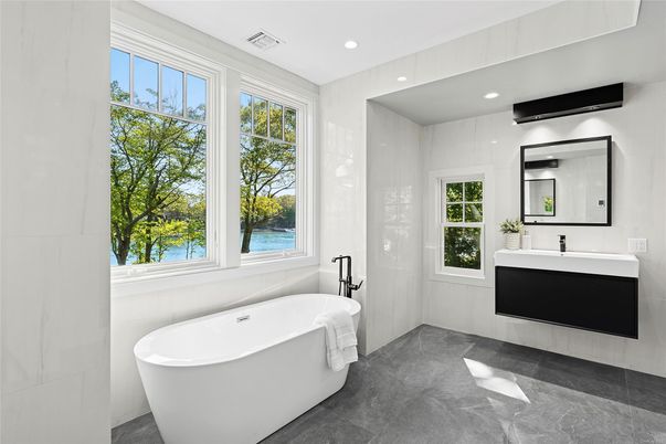 Bathroom, Free Standing Baths, Interior, Recessed Lighting