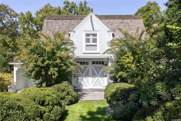 Attached, Exterior, Facade, Tudor Revival