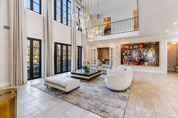 Interior, Living room, Pendant Lights, Recessed Lighting
