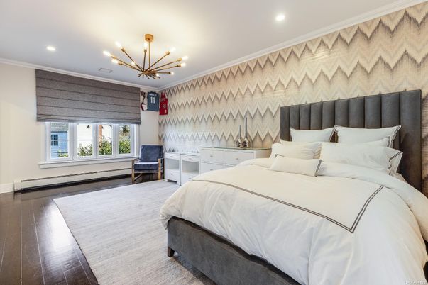 Bedroom, Interior, Pendant Lights, Recessed Lighting, Wood Texture Flooring