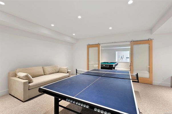 Billiard Table, Game Room, Interior, Recessed Lighting