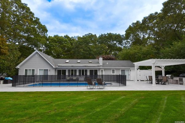 Backyard, Exterior, Pool