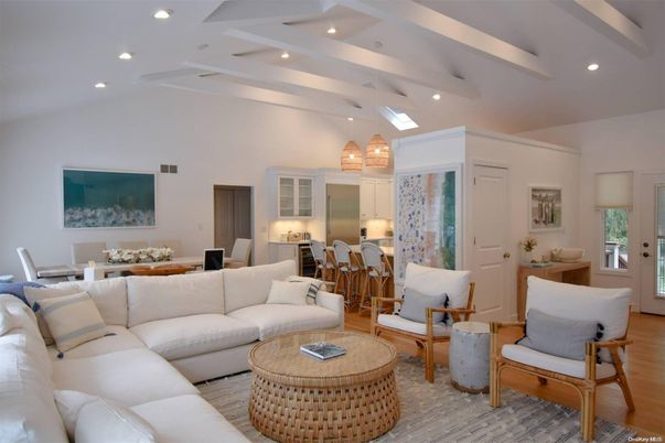 Dining room, Interior, Living room, Recessed Lighting, Wood Texture Flooring