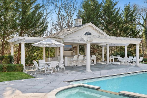 Exterior, Fireplace, Pool