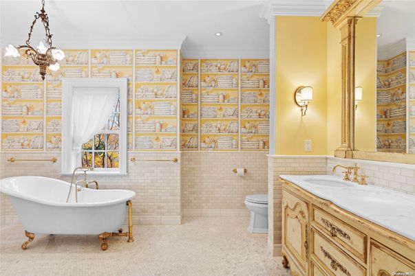 Bathroom, Dual Sink Vanities, Free Standing Baths, Interior, Pendant Lights, Recessed Lighting