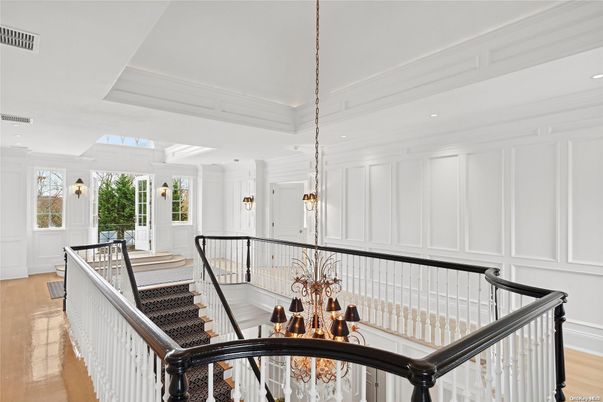 Interior, Pendant Lights, Recessed Lighting, Wood Texture Flooring