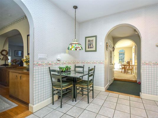 Dining room, Interior, Pendant Lights
