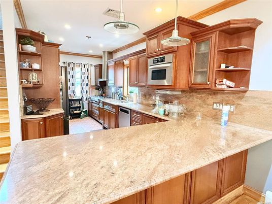 Interior, Kitchen, Pendant Lights, Recessed Lighting, Stainless Steel Appliances