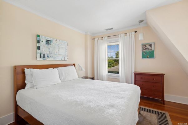 Bedroom, Interior, Pendant Lights, Wood Texture Flooring