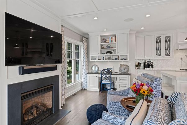 Fireplace, Interior, Kitchen, Recessed Lighting, Wood Texture Flooring