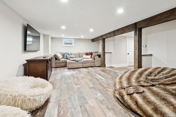 Bedroom, Interior, Living room, Recessed Lighting, Wood Texture Flooring