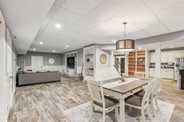 Chandelier, Dining room, Interior, Kitchen, Living room, Pendant Lights, Recessed Lighting, Wood Texture Flooring